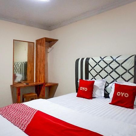 Hotel O Medan City Center Near Plaza Medan Fair 외부 사진